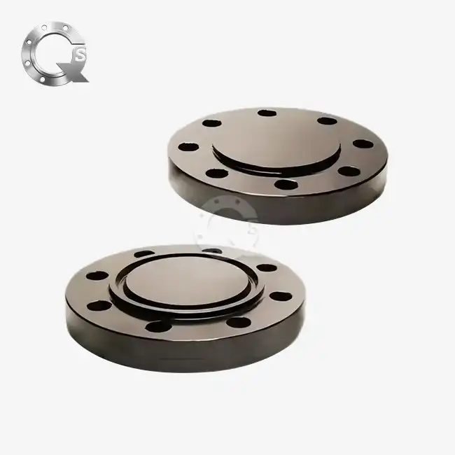 How to Choose Between Blind Flanges and Standard Flanges for Pipeline Termination?
